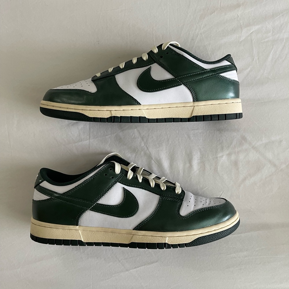 Nike Dunk Low Vintage Green